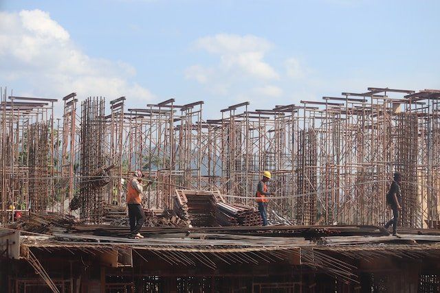 Mengapa Metode Slipform Menjadi Pilihan Ideal untuk Proyek Vertikal?